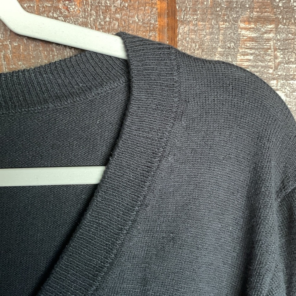 J Crew black cotton v neck sweater size XL capsule wardrobe neutral minimalist - Picture 8 of 8